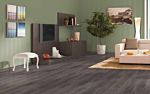 parquet laminado de Roble Bourbon de Egger Megafloor de la serie M3 en un ambiente de habitación.