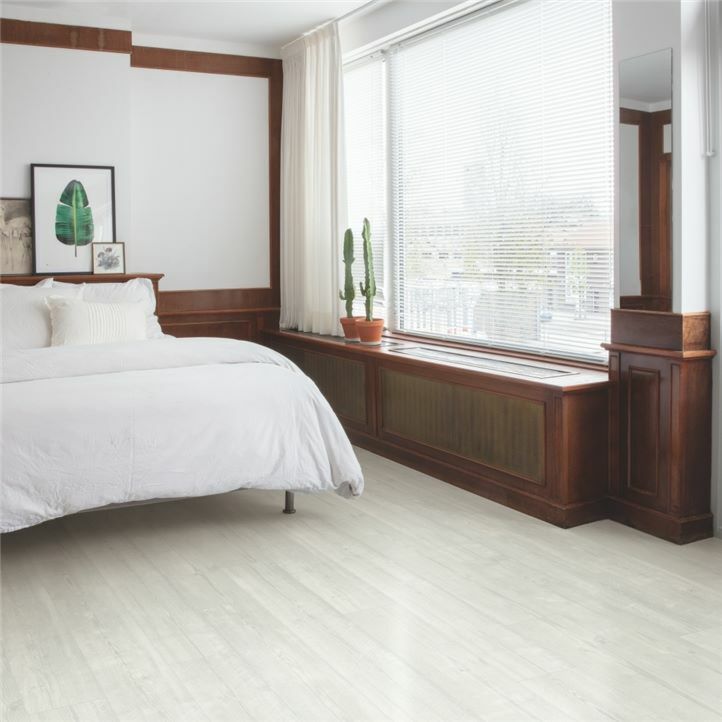 Suelos vinilos Quick Step Pulse Click Pino nieve PUCL40204