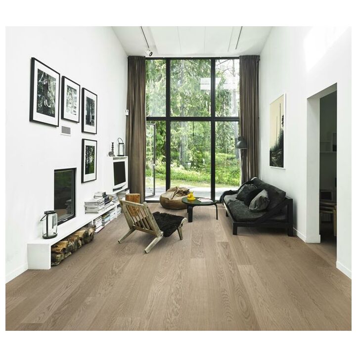 Kahrs Capital Collection Roble Prague