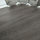 Suelo laminado de roble rustico gris de la marca Disfloor en vista diseño.