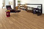 parquet laminado de Roble Bourbon de Egger Megafloor de la serie M3 en un ambiente de habitación.