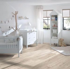 Suelo laminado Egger Home Abeto Eidenberg 